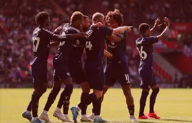 Southampton 0-3 Manchester United: Rashford Breaks Drought as United Secure Dominant Win