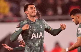 Ferencvaros 1-2 Tottenham Hotspur: Brennan Johnson records another impressive performance as Spurs bag  victory in Hungary