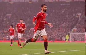 Manchester United 3-0 Leicester City: Bruno Fernandes Leads the Red Devils to an Easy Win