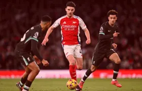 Arsenal 2-2 Liverpool: Salah Goal in the Final Minute at Emirates Stadium Saves the Reds from Defeat by Arsenal